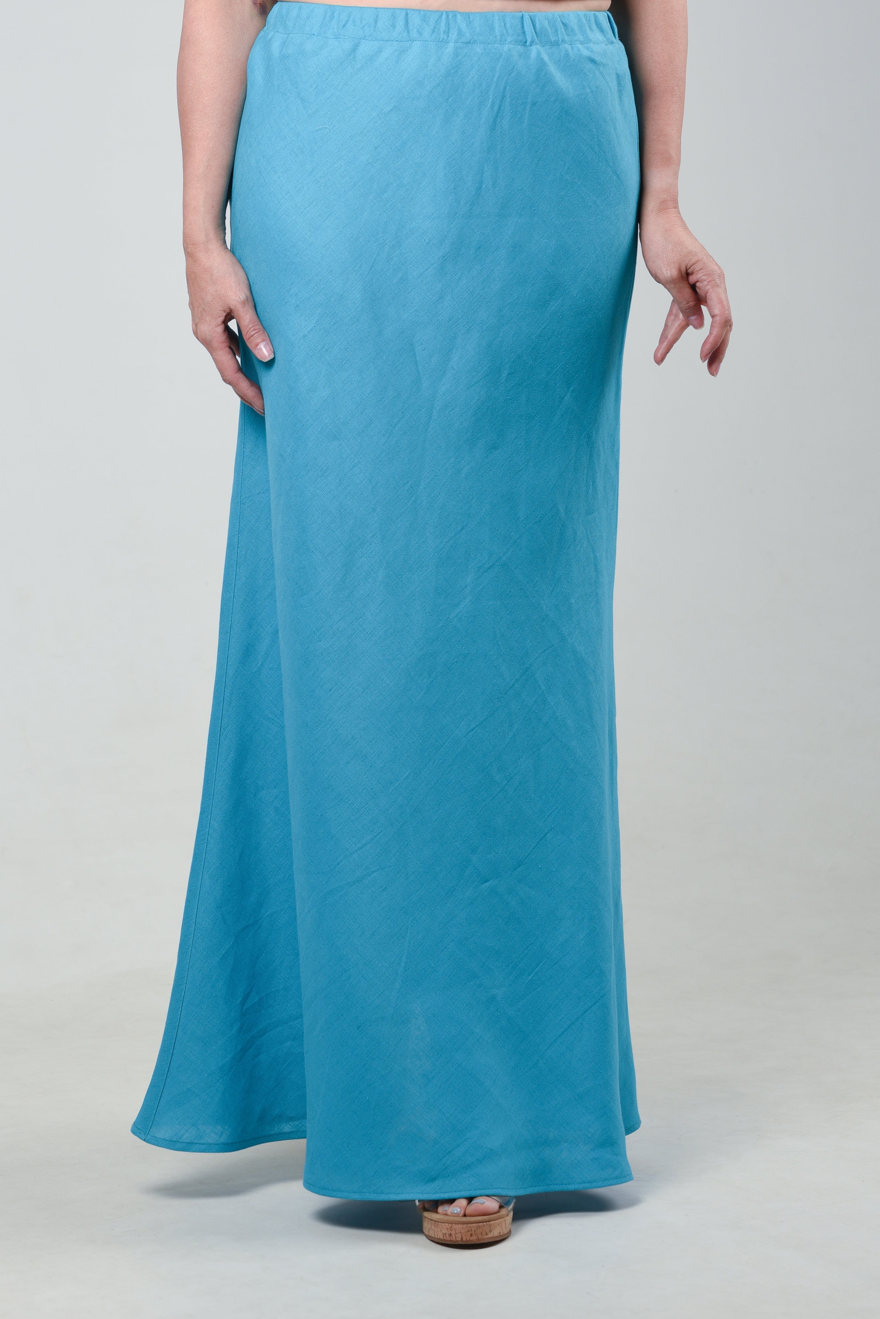 Stylish turquoise maxi skirt with a clean and soft texture